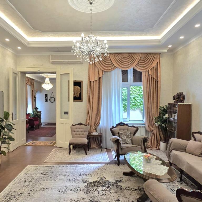 Spacious 165m2 apartment - 3BR & 3 terraces -Zemun Center Lux - Apartman sa 3 Spavaće Sobe - 2