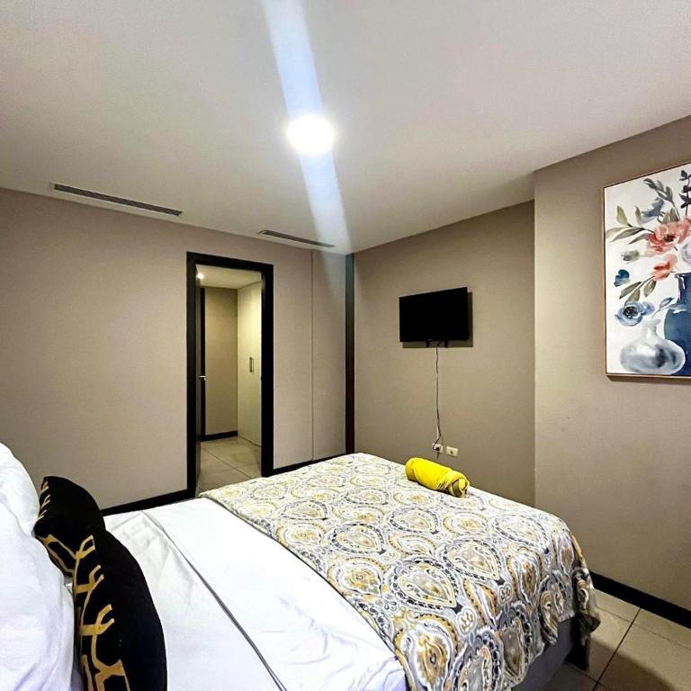 Departamento de lujo en Bellini II, Puerto Santa Ana - One-Bedroom Apartment - 5