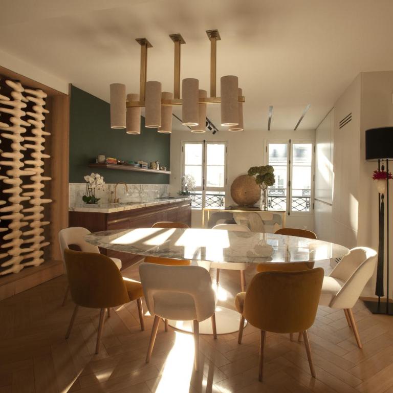 Luxueux Appartement avec balcon, Champs Élysées - Appartement 3 Chambres Premium avec Balcon - 16