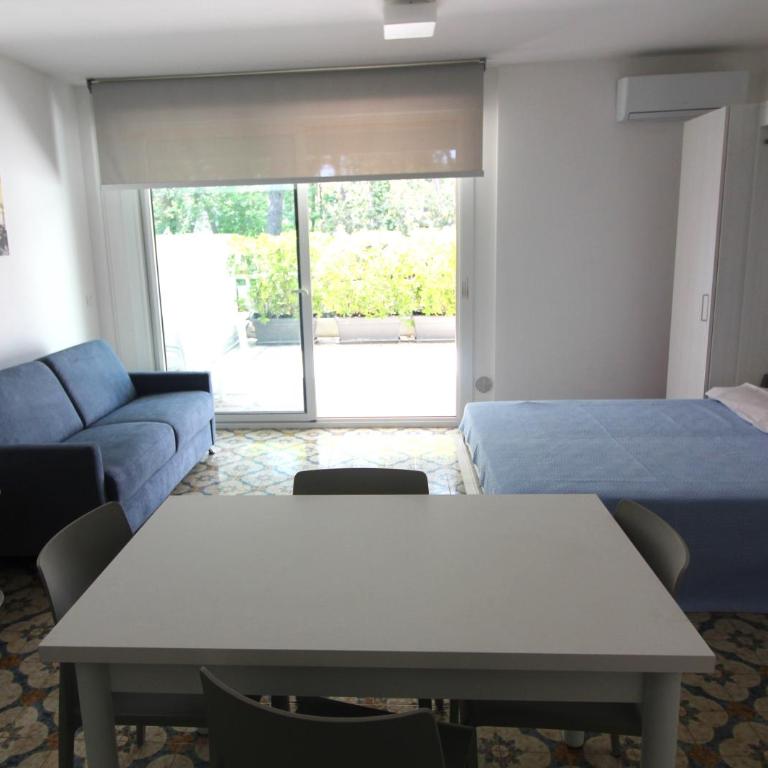 Residence Isvico - Monolocale Large con Terrazza - 8