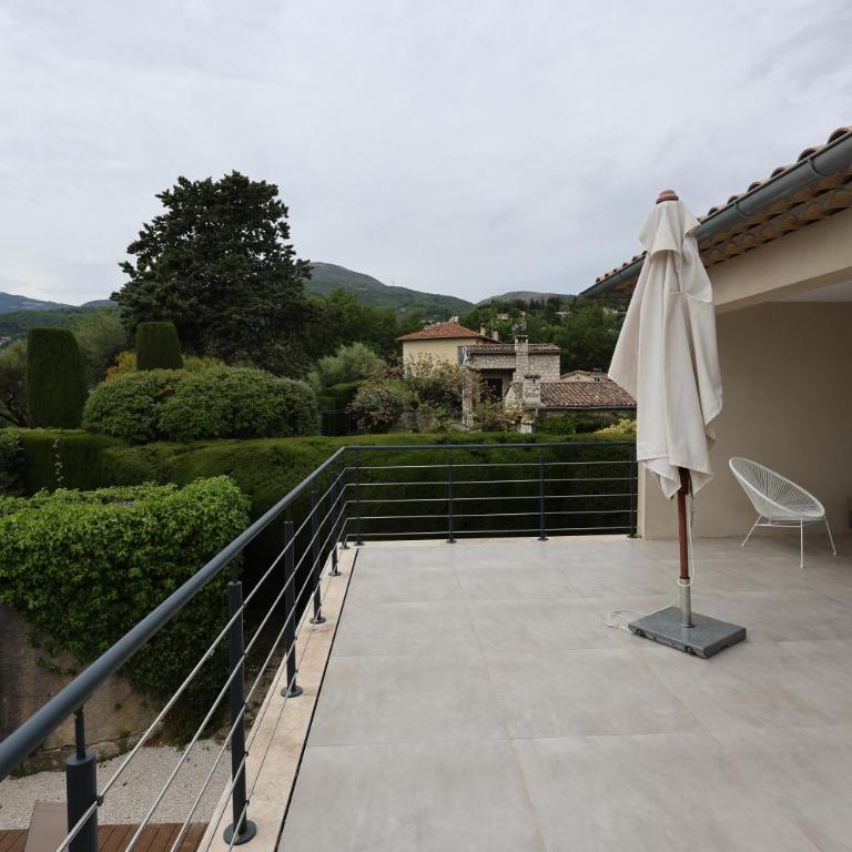 Le Diamant, appartement 3 pieces avec terrasse vue sur nature - Appartement 2 Chambres - 2