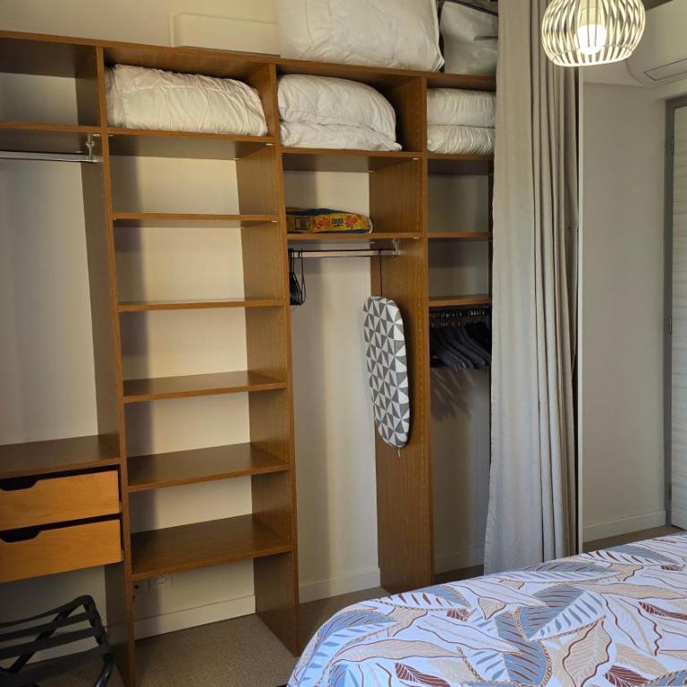Haut de Villa VERDUREVE location de vacances - One-Bedroom House - 21