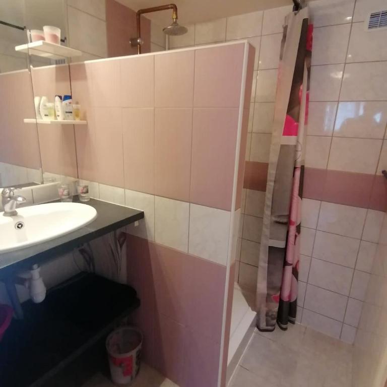 Appartement quartier calme - Apartment - 5