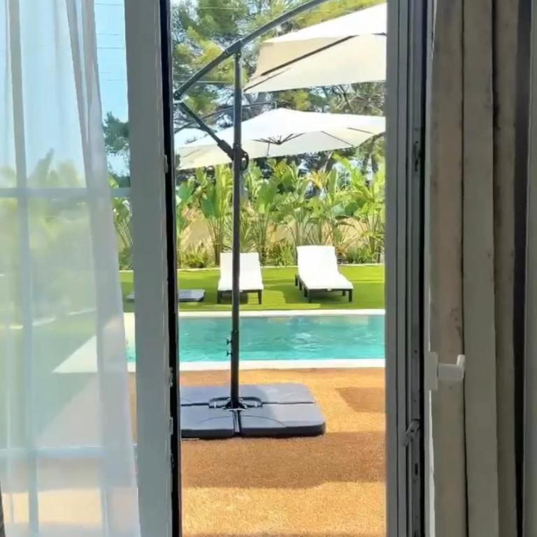 FRGK Luxury Villa Azura with beachfront pool for 10 people Maréchal Juin - Villa avec Piscine Privée - 9