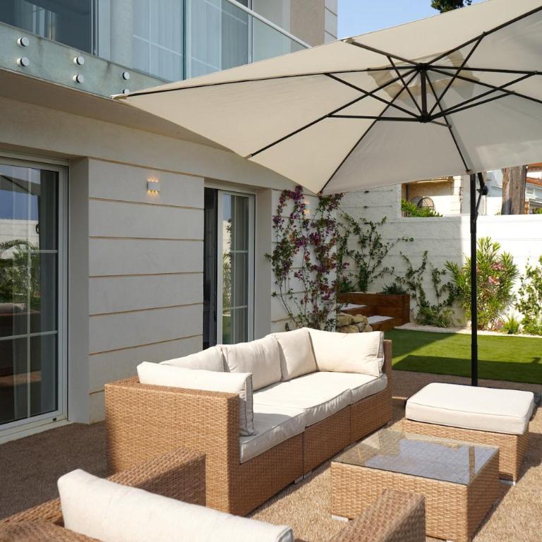 FRGK Luxury Villa Azura with beachfront pool for 10 people Maréchal Juin - Villa avec Piscine Privée - 14