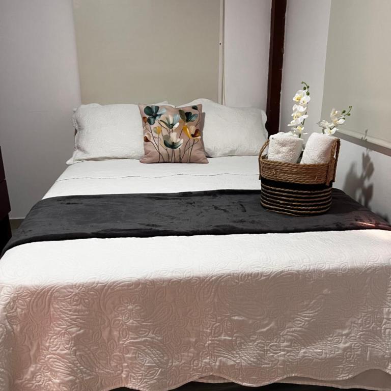 Cabaña confortable y familiar - Two-Bedroom House - 1