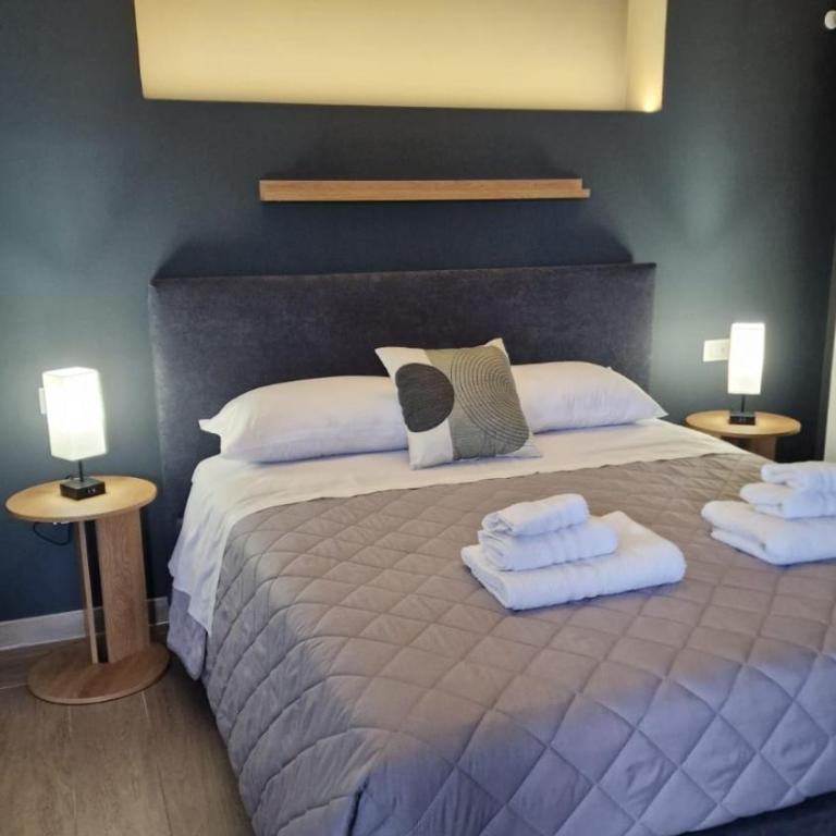 Cristina Home - One-Bedroom Apartment - 23