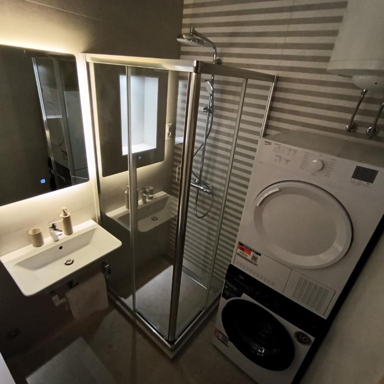 House in the greenery Podgorica - Apartman sa 2 Spavaće Sobe - 15