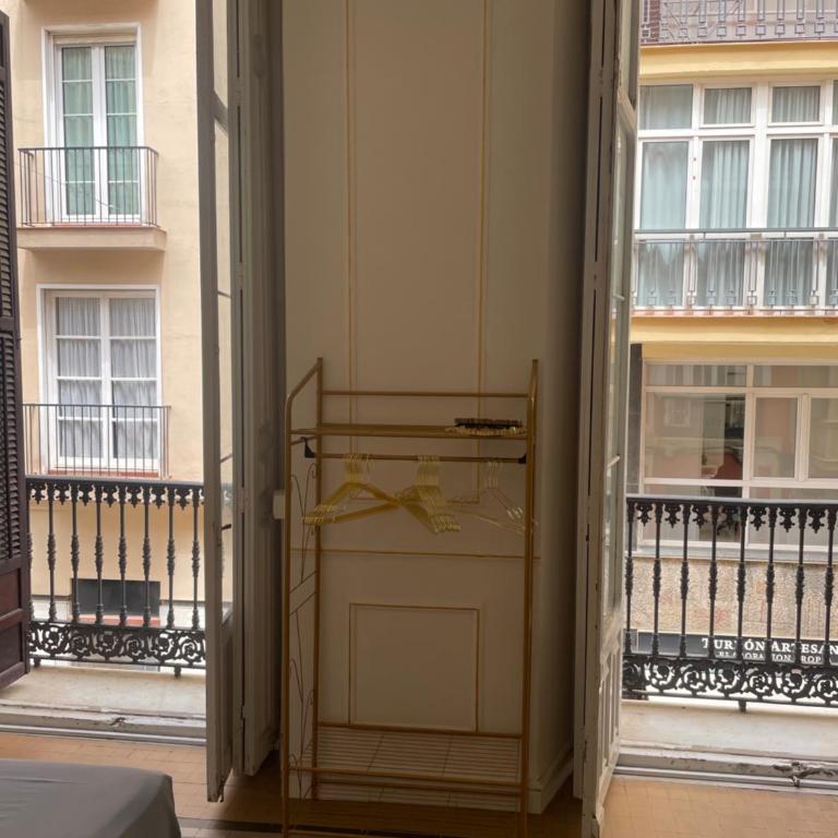 Apartamentos Loles De Cisneros Catedral - Apartamento Estándar de 2 dormitorios - 2