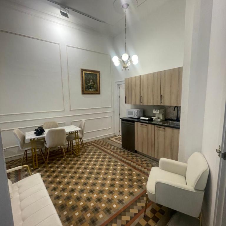 Apartamentos Loles De Cisneros Catedral - Apartamento Estándar de 2 dormitorios - 3