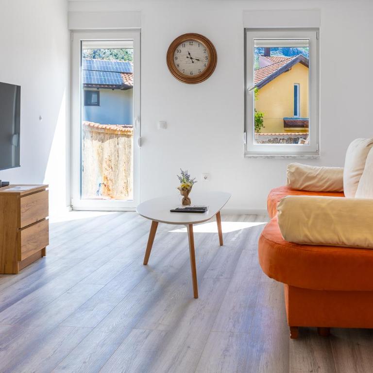 Moment to the Old Town - With Free Parking - One-Bedroom Apartment - 12