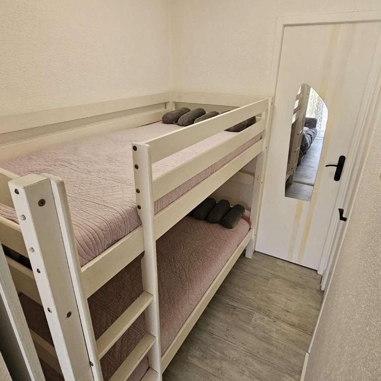 Charmant T2 avec terrasse sud - 4 pers. - FR-1-701-97 - Appartement - 10