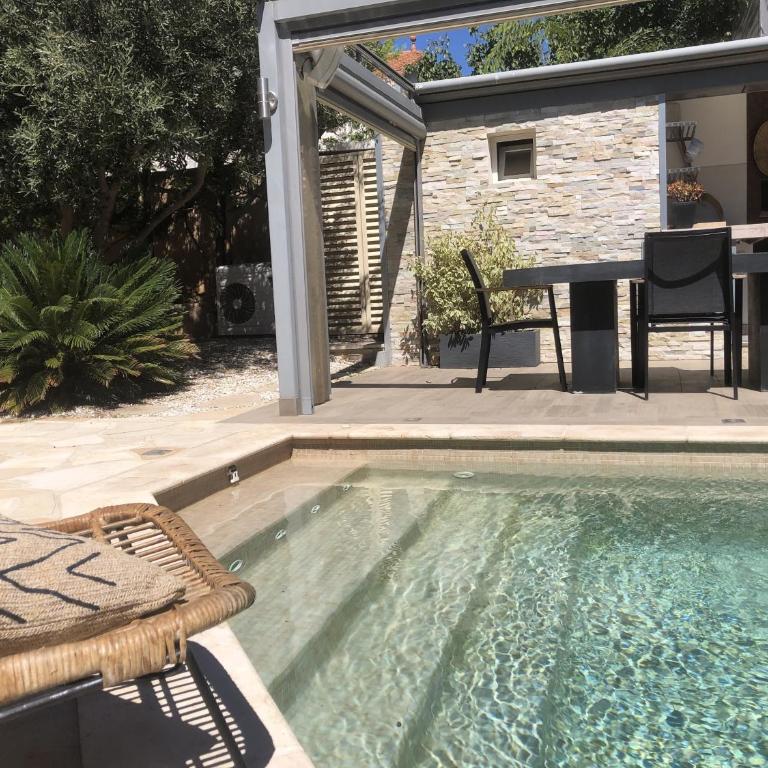 Villa design d'exception avec piscine - Villa - 2