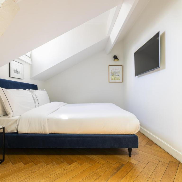 Hôtel Rendez-Vous Batignolles - Chambre Double ou Lits Jumeaux - Sous les Toits - 4