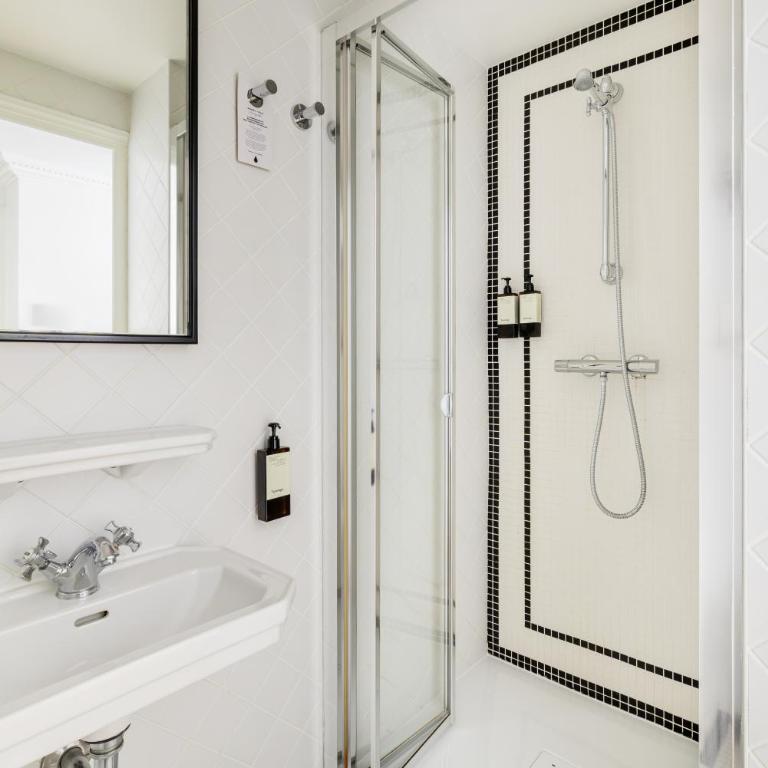 Hôtel Rendez-Vous Batignolles - Chambre Double ou Lits Jumeaux Supérieure - 6