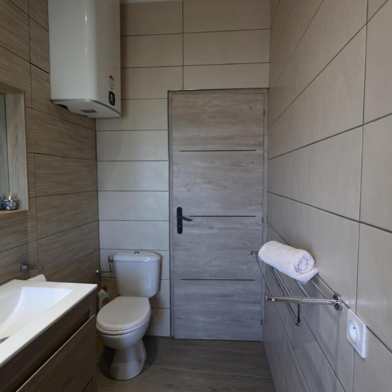Le Saphir, appartement pour 3 personnes renové dans le centre historique - Appartement 1 Chambre - 7