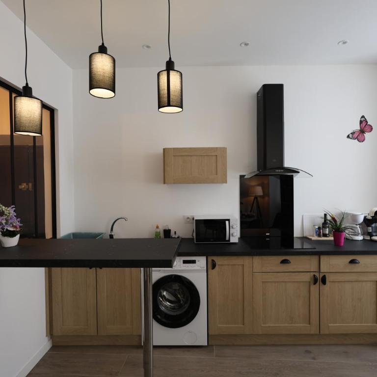 Le Saphir, appartement pour 3 personnes renové dans le centre historique - Appartement 1 Chambre - 6