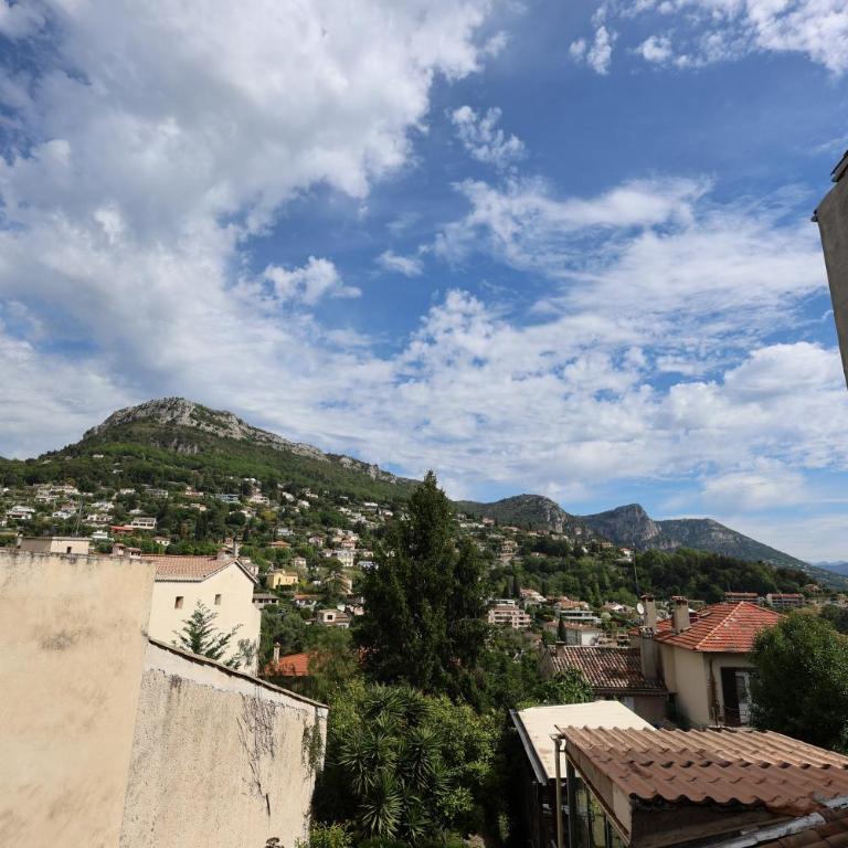Le Saphir, appartement pour 3 personnes renové dans le centre historique - Appartement 1 Chambre - 1