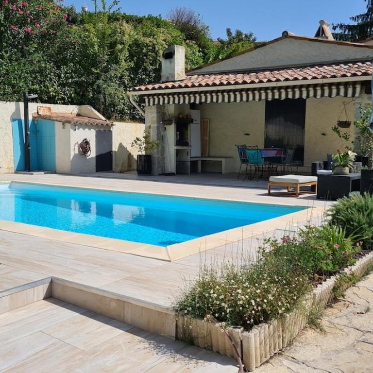 Superbe villa avec piscine privée au calme - Villa 3 Chambres - 1