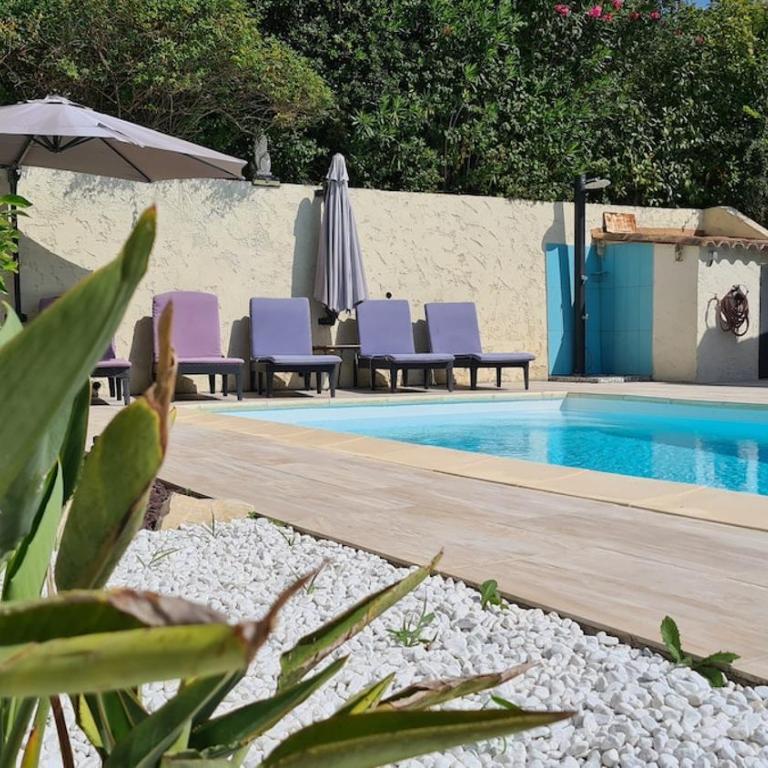 Superbe villa avec piscine privée au calme - Villa 3 Chambres - 3