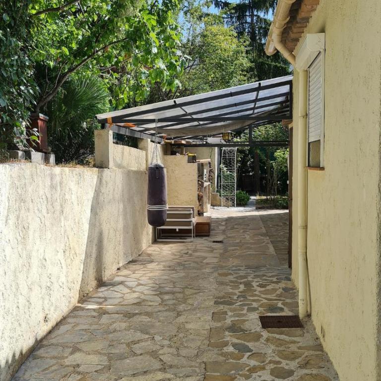 Superbe villa avec piscine privée au calme - Villa 3 Chambres - 9