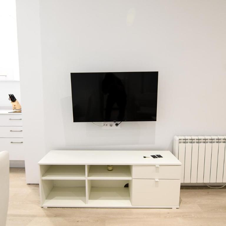 The Goya Hideaway - One-Bedroom Apartment - 29