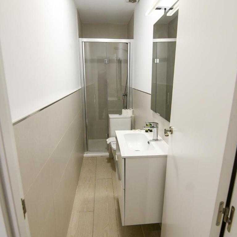 The Goya Hideaway - One-Bedroom Apartment - 27