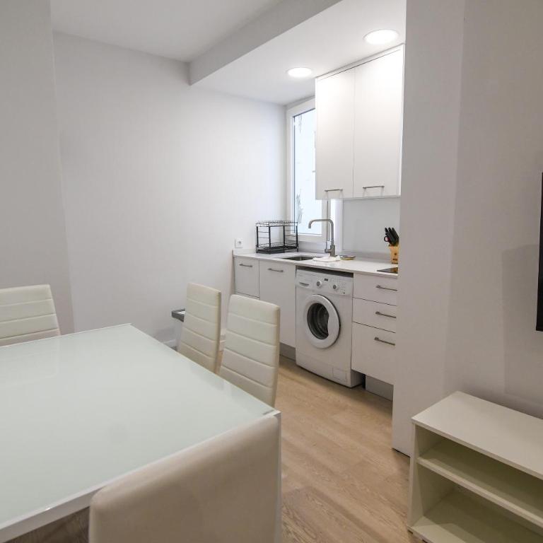 The Goya Hideaway - One-Bedroom Apartment - 12