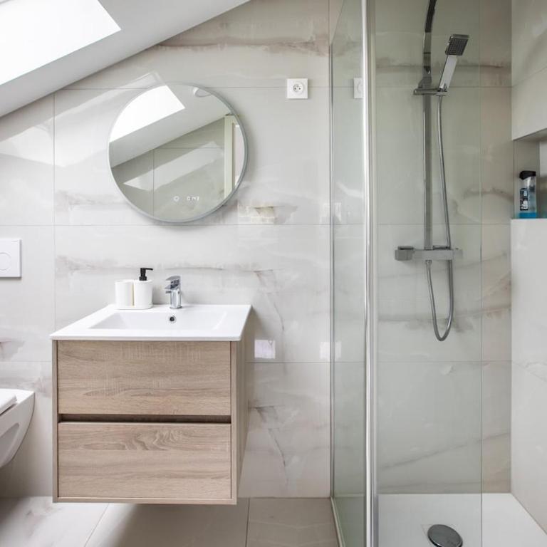 Studio Très Jolie & Frais avec Ventilateur, PARKING Privé Gratuit, MULHOUSE centre - Apartamento de 1 dormitorio - 3