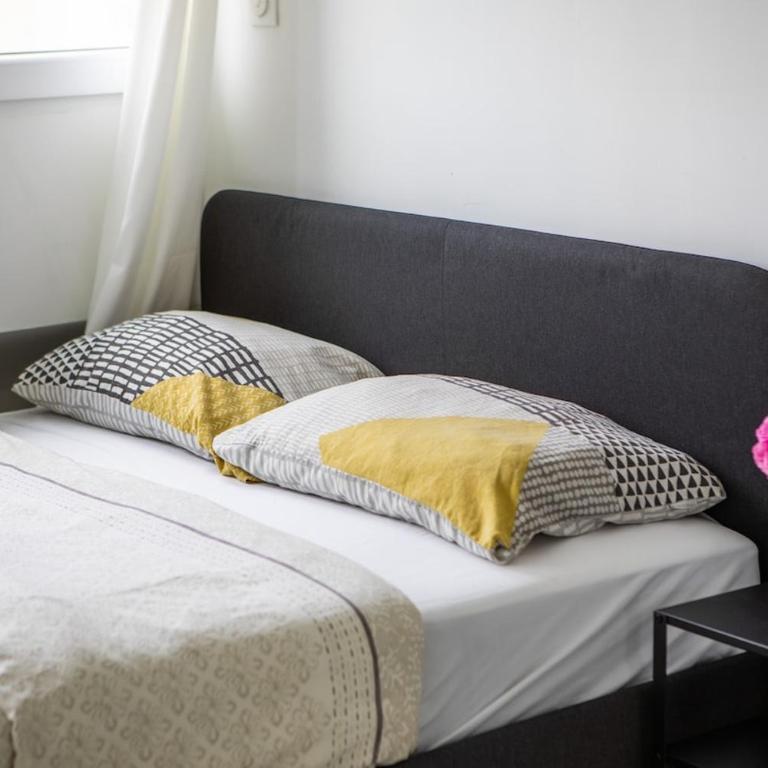 Studio Très Jolie & Frais avec Ventilateur, PARKING Privé Gratuit, MULHOUSE centre - Apartamento de 1 dormitorio - 16