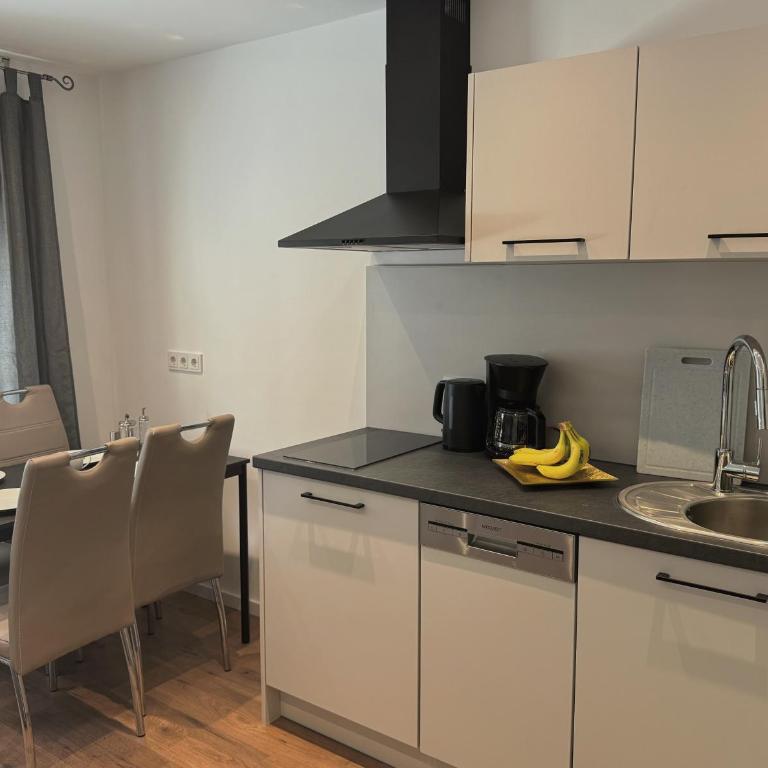 Neues City-Apartment nahe der Fuggerei I Stellplatz I frisch renoviert I Zentrumnähe - Appartamento con 1 Camera da Letto - 9