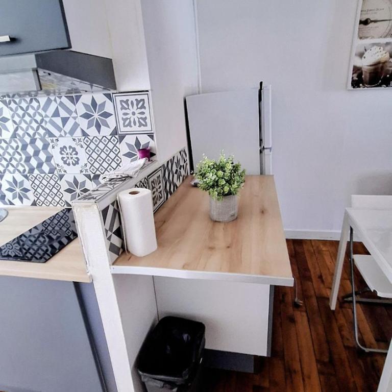 L'Escapade 2 - Studio-cabine avec accès terrasse - One-Bedroom Apartment - 12