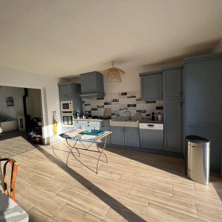 Maison 4 chambres avec piscine - Ferienhaus - 8