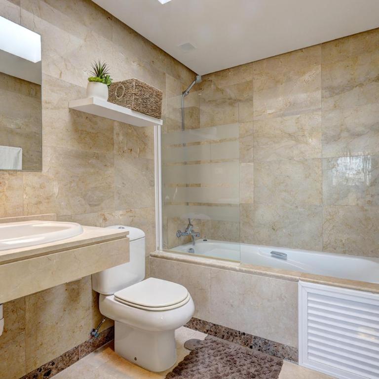 Cosy Sea View Flat with Terrace & Pool - Apartamento de 2 dormitorios - 11