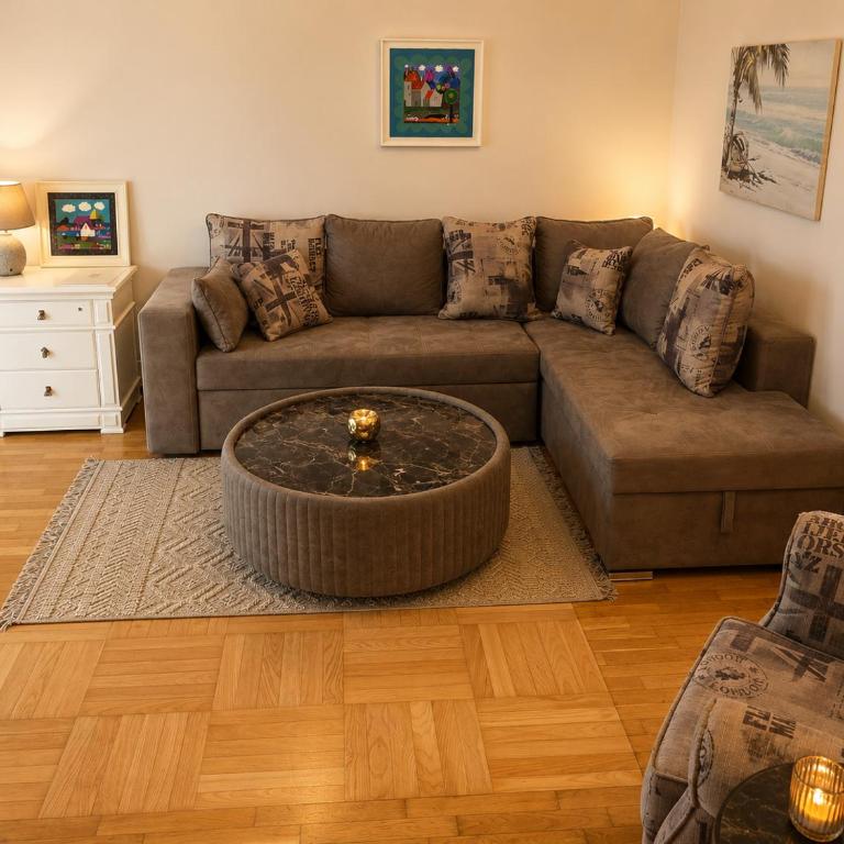 Porto Nest Apartment-1 minute walk to Porto Montenegro - Family Two-Bedroom Apartment with View - 10