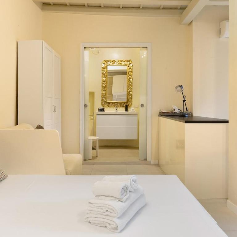 Junior Suite Milano- Quiet and Comfort - Appartamento con 1 Camera da Letto - 8