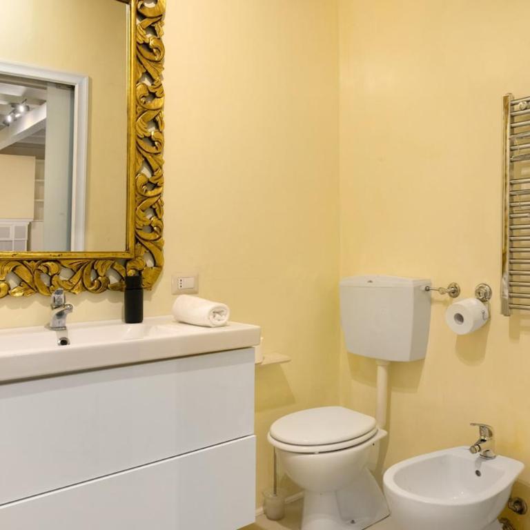 Junior Suite Milano- Quiet and Comfort - Appartamento con 1 Camera da Letto - 9