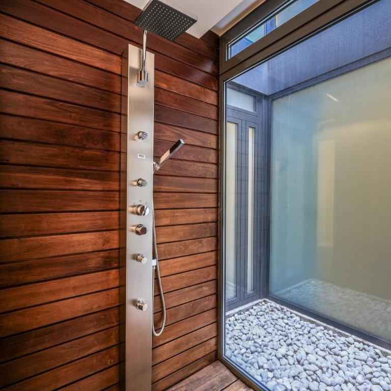 AmazINN Boutique Madrid Retiro - Deluxe Apartment - 23