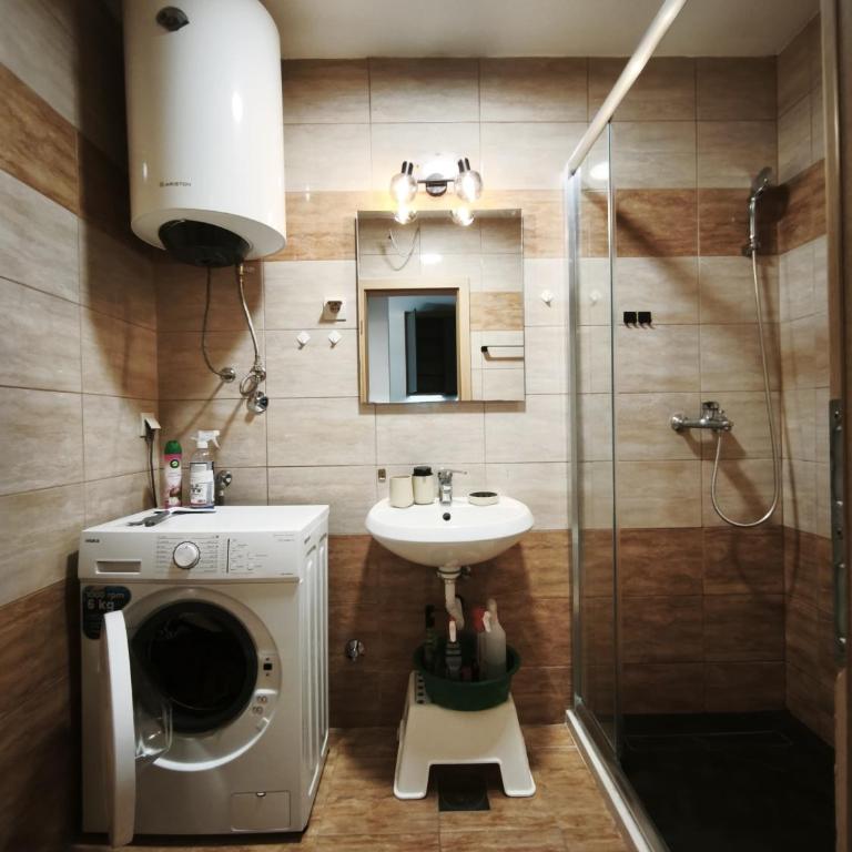 Black Loft - One-Bedroom Apartment - 15