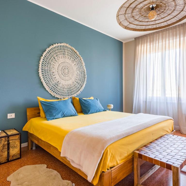 Henry's House Urban Comfort a Parma - Appartamento con 2 Camere da Letto - 5