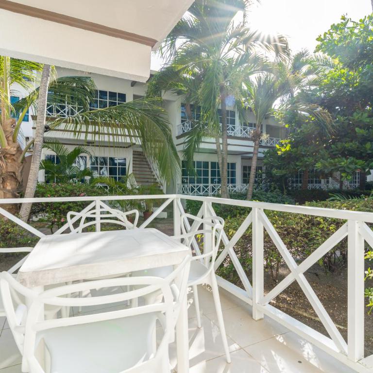 Hotel Tropical Inn - Standard Family Room - 8