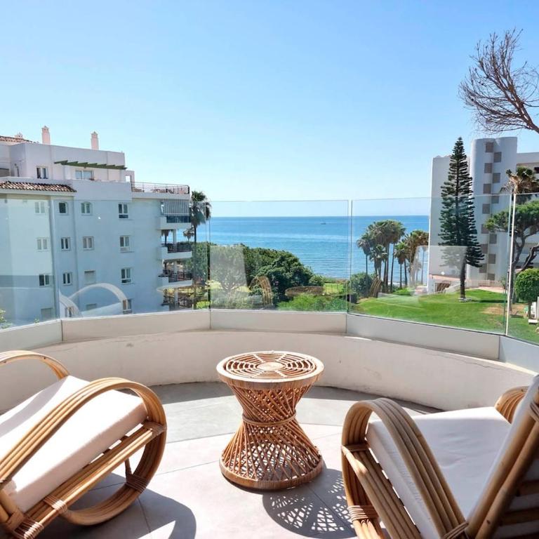 Algaida, Luxury Beachfront Apartment - Apartamento de 2 dormitorios - 2