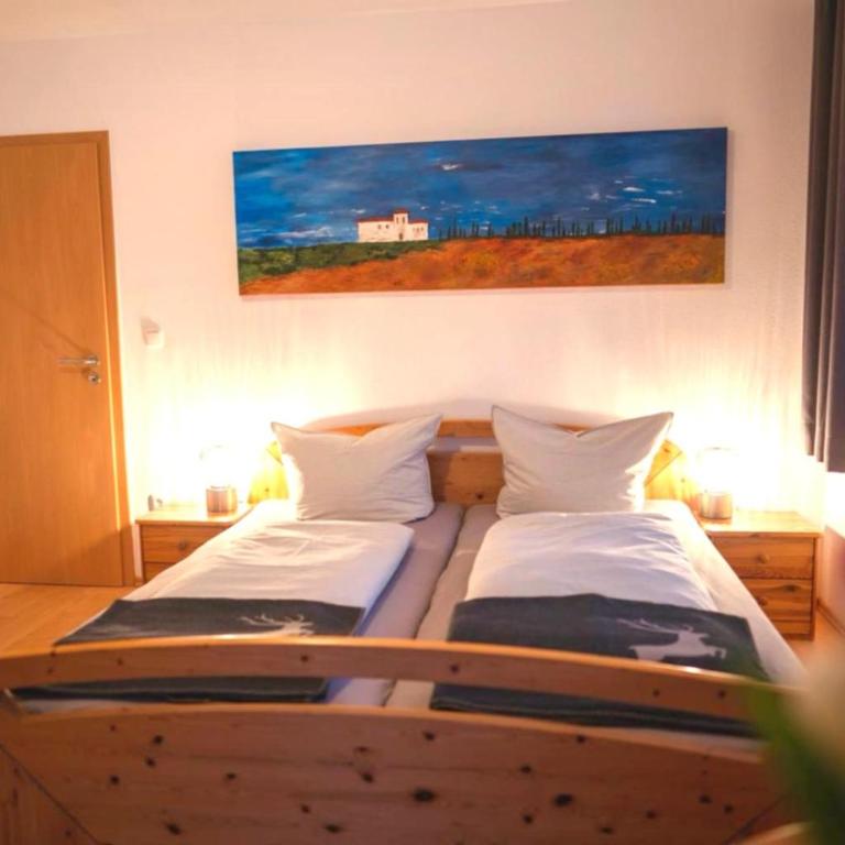 Ferienwohnungen Ebensperger - Chiemgau Karte - Apartment mit Balkon - 5