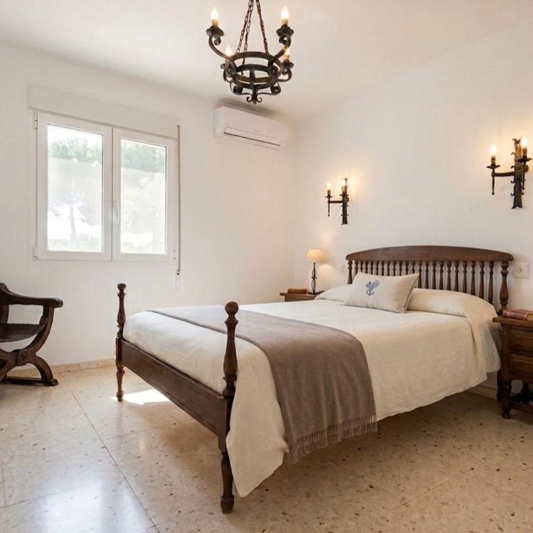 Vista Portet, sleeps 10, Private Pool, Sea Views, Squash, 1 km from El Portet beach - Villa - 26