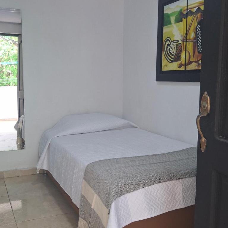 Habitación Independiente El paraíso - Cerca al Gran Malecón del Rio-Barranquilla - Habitación Doble - 2 camas - 3