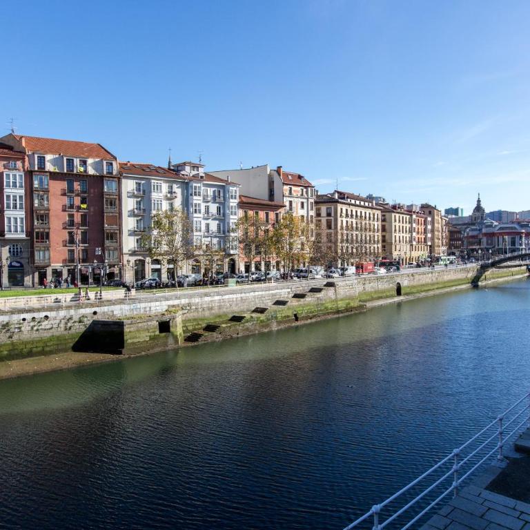 Apartamento céntrico con vistas a la Ría! garaje, ideal 2-4 - Two-Bedroom Apartment - 25