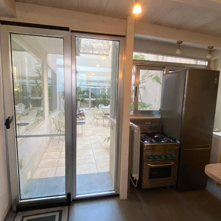 Alma Grande ROOMS - Camera Familiare con Terrazza - 8