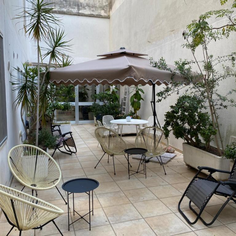 Alma Grande ROOMS - Camera Familiare con Terrazza - 12