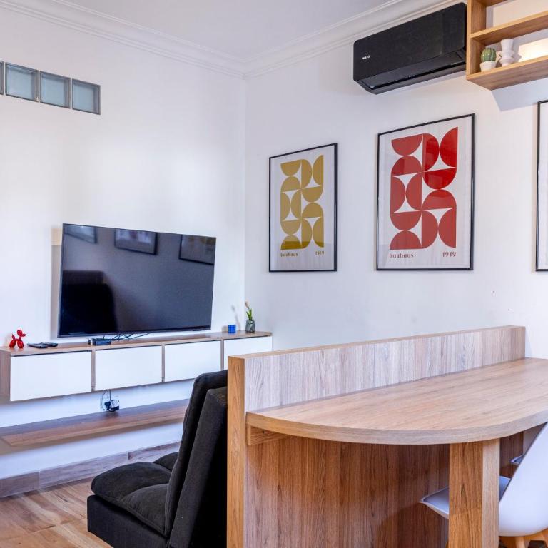 Departamento Moderno sobre Güemes - One-Bedroom Apartment - 3