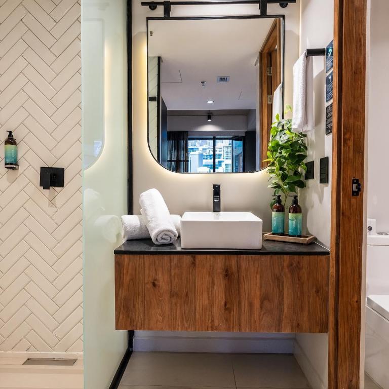 Hashtag 98 Hotel By Jalo - Habitación Doble Deluxe con balcón - 12